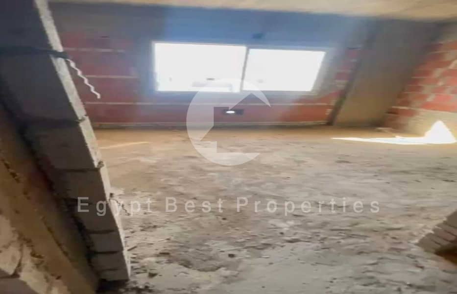 2 WhatsApp Image 2025-12-07 at 13.39. 09_0a8cca9c. jpg