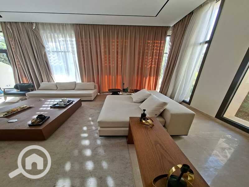 3 5ee72406-f2c0-48a8-bed4-40786797993d. jpg