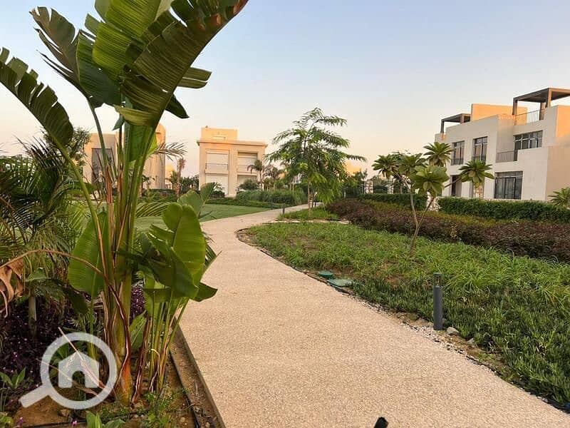 8 93e644b5-8629-4c50-ac50-cac357cb33c0. jpg