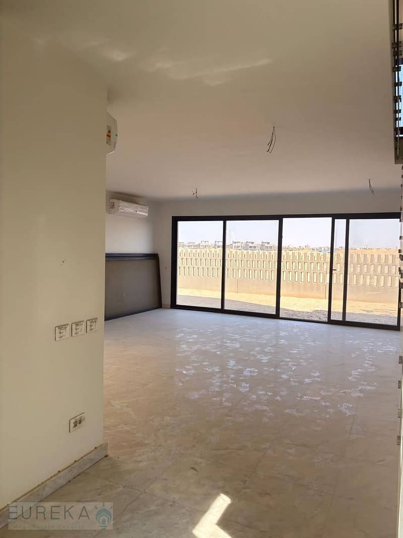 11 913f449f-0d18-4459-a2cc-ecc72bbea513. jpg