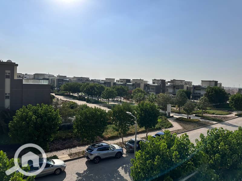 4 WhatsApp Image 2025-12-07 at 2.37. 08 PM (1). jpeg