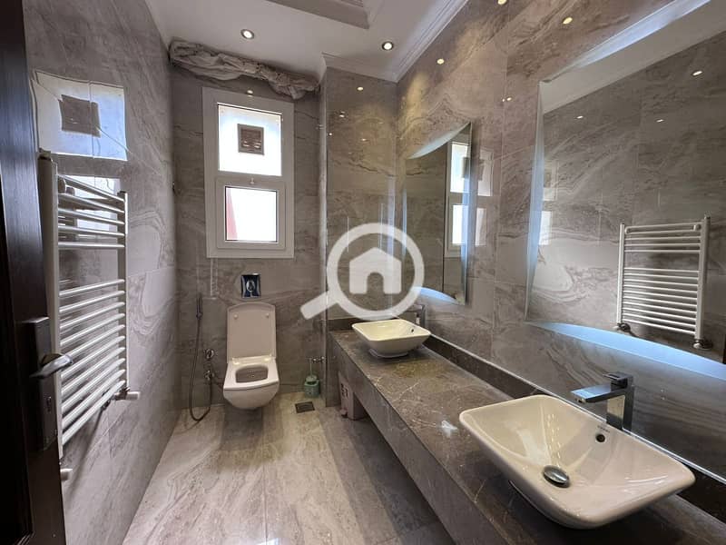 6 WhatsApp Image 2025-12-07 at 2.37. 15 PM. jpeg