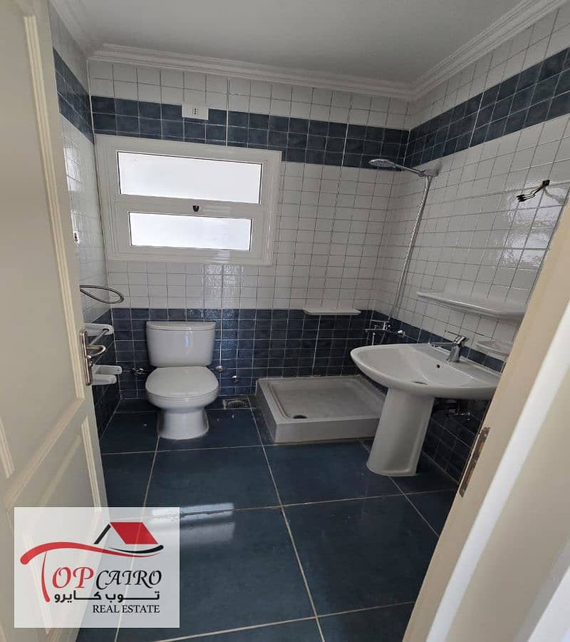 3 IMG-20251207-WA0283_800x900. jpg