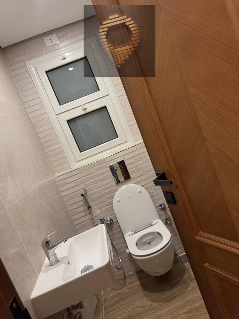 10 WhatsApp Image 2025-11-30 at 11.35. 18_f4dbad50. jpg