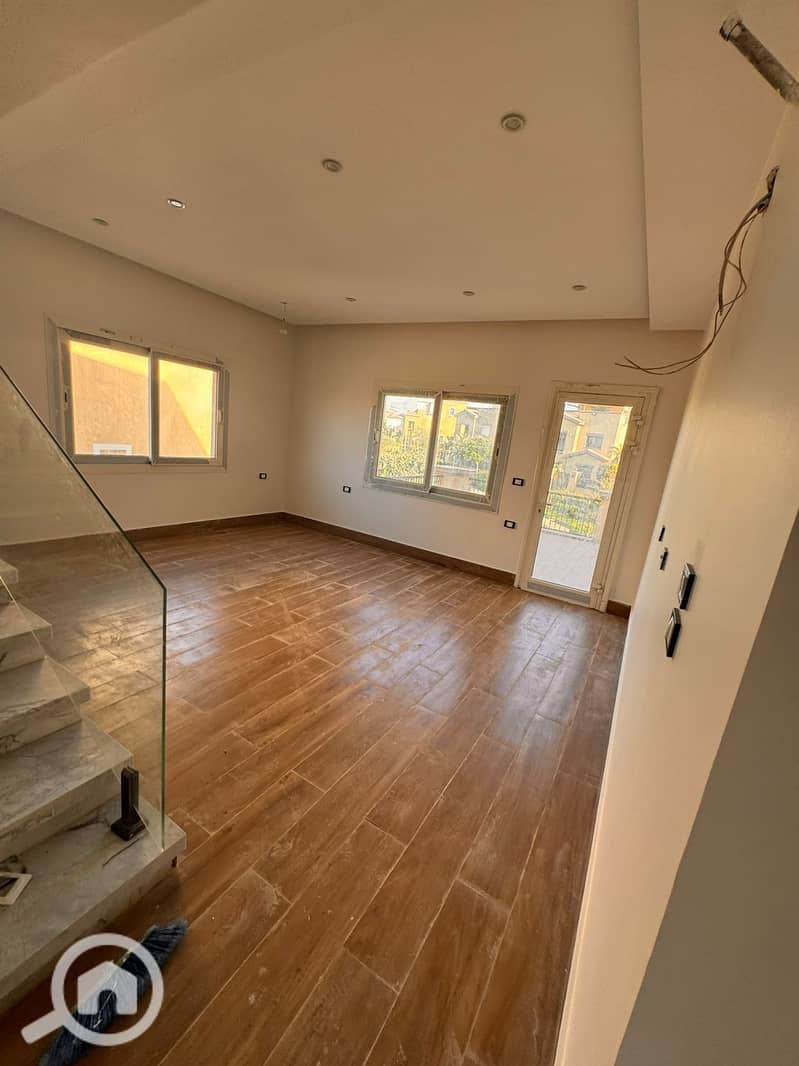 2 WhatsApp Image 2025-12-07 at 12.26. 42. jpeg