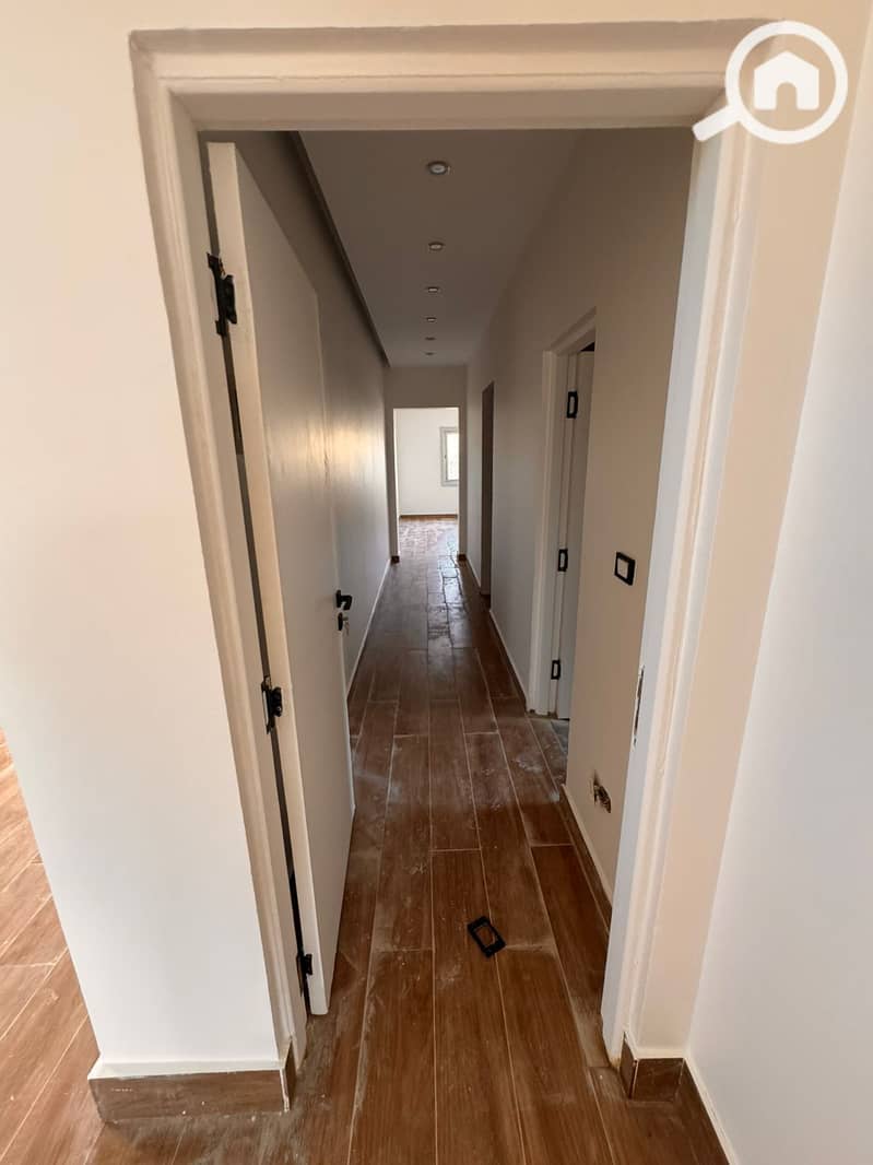 5 WhatsApp Image 2025-12-07 at 12.26. 41 (2). jpeg