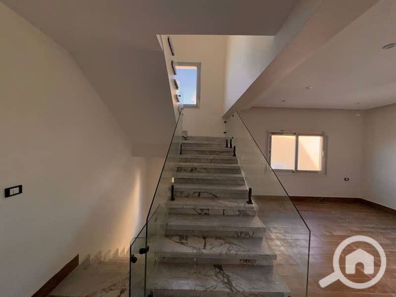 8 WhatsApp Image 2025-12-07 at 12.26. 40. jpeg