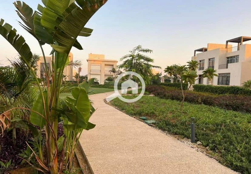 10 WhatsApp Image 2025-12-07 at 1.58. 35 PM (1). jpeg