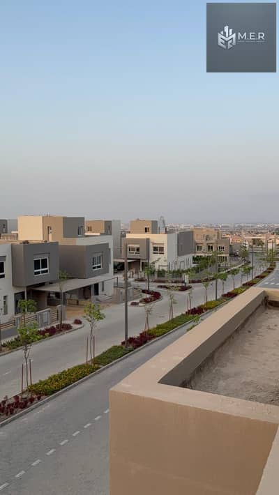 توين هاوس 4 غرف نوم للبيع في الشيخ زايد، الجيزة - IMG-20251013-WA0096. jpg