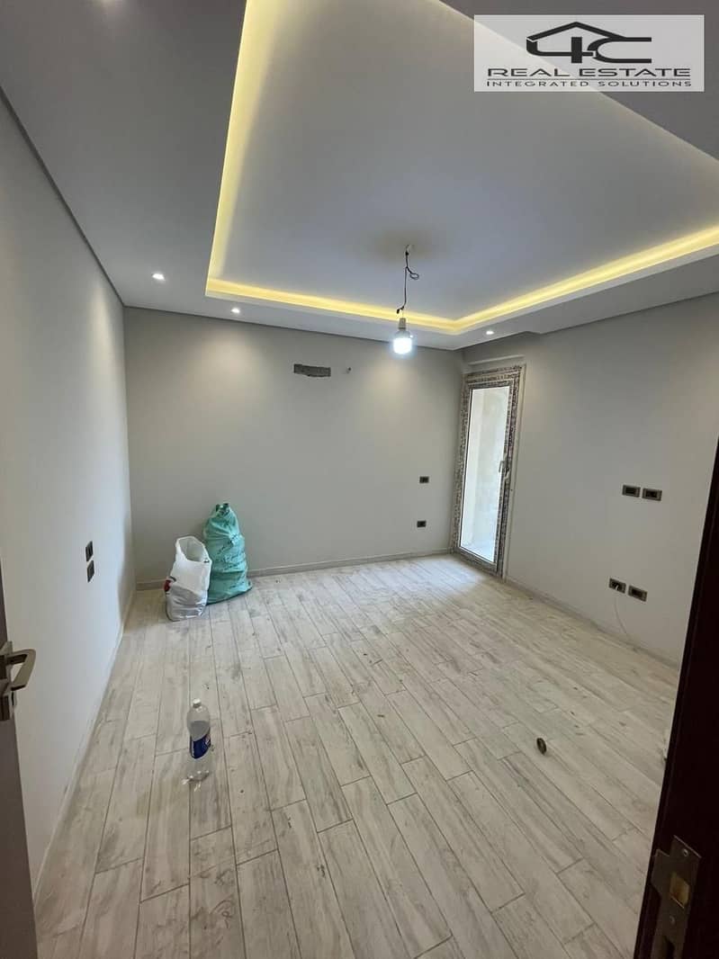 3 f17d1f5f-b600-401e-b899-c07dcf3d297b. jpg