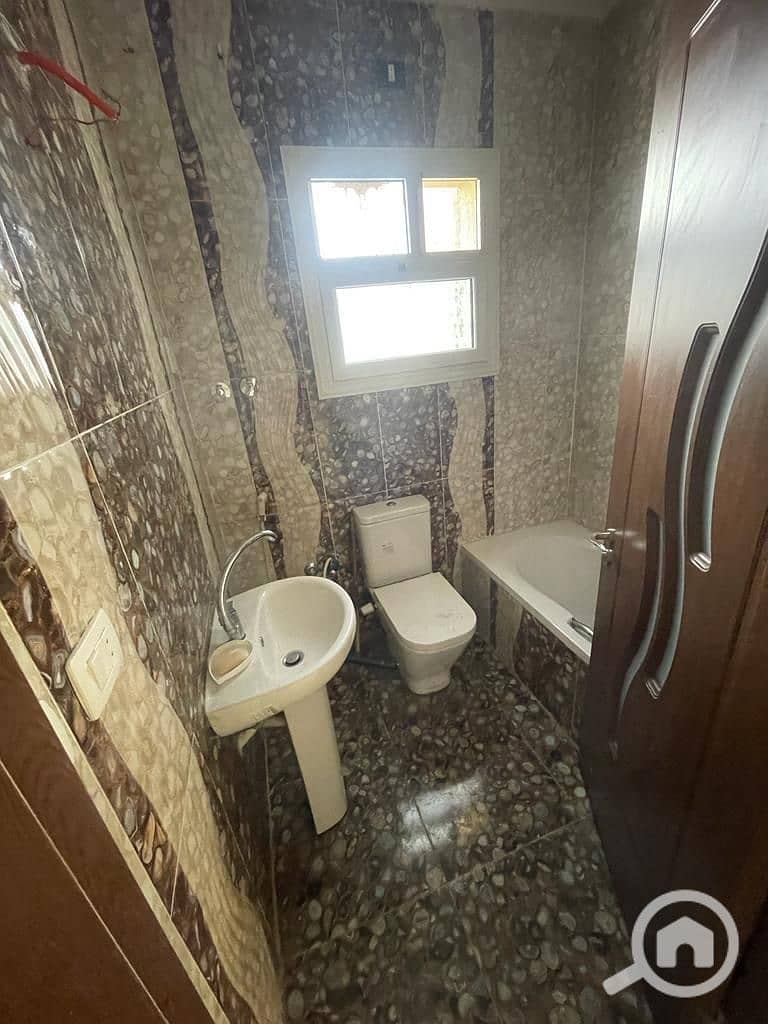 2 صورة واتساب بتاريخ 1447-06-15 في 16.18. 30_3883464d. jpg