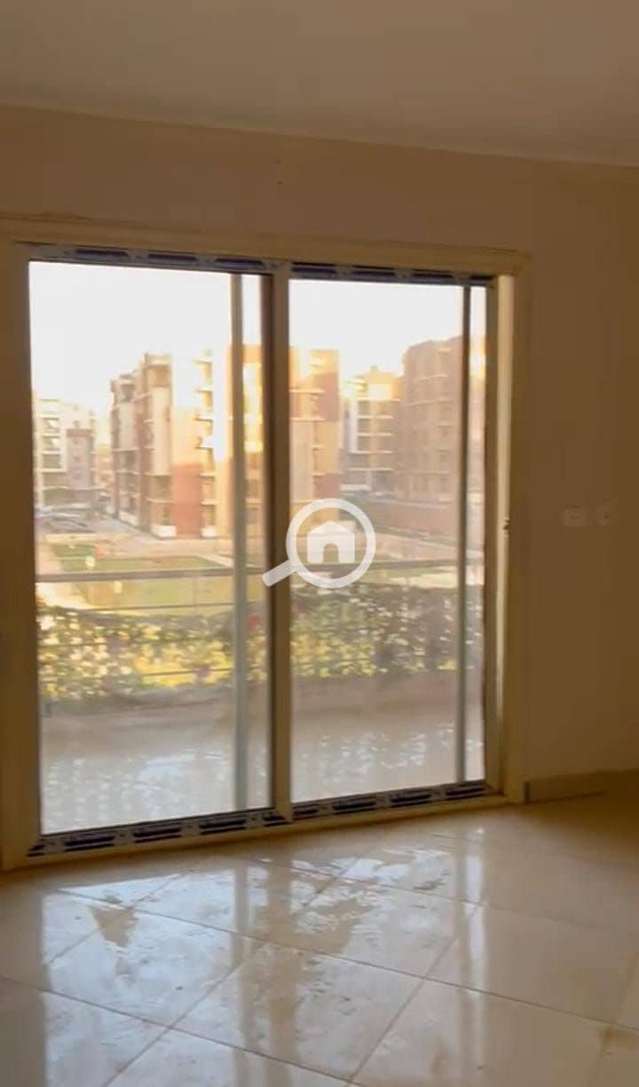 3 WhatsApp Image 2025-12-07 at 11.25. 39_e6da7a86. jpg