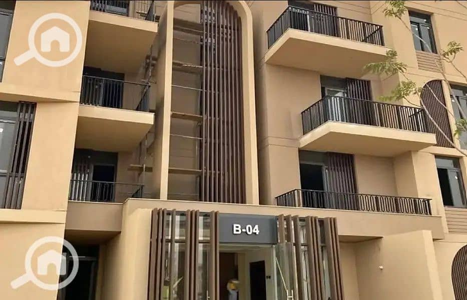 3 33993205-800x600. jpg