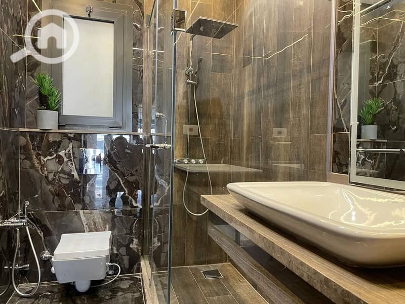 6 WhatsApp Image 2025-12-07 at 12.35. 42 PM (2). jpeg