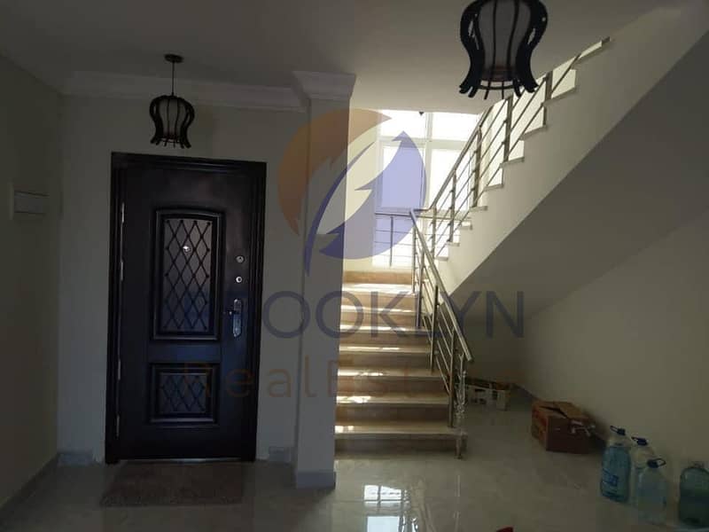 6 WhatsApp Image 2025-12-07 at 12.45. 33_dade6690. jpg