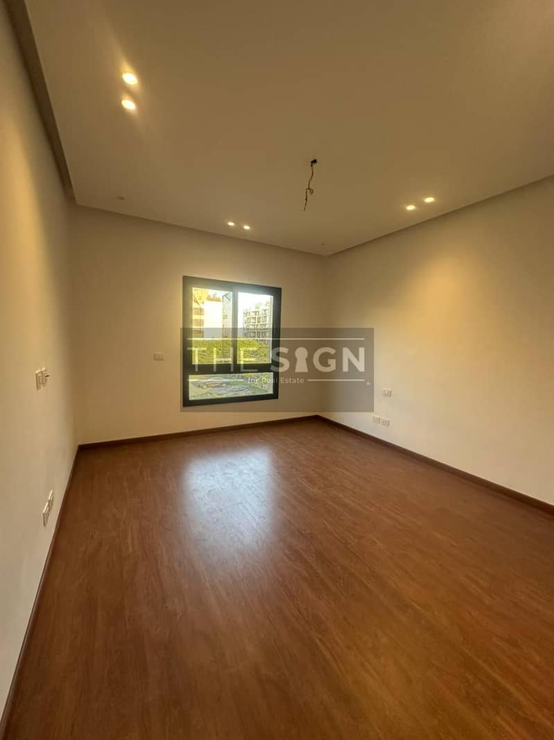 5 WhatsApp Image 2025-12-07 at 14.23. 12 (1). jpeg