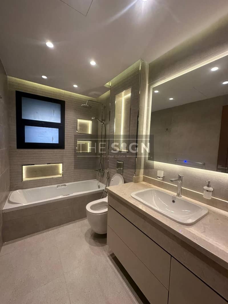 8 WhatsApp Image 2025-12-07 at 14.23. 14 (1). jpeg