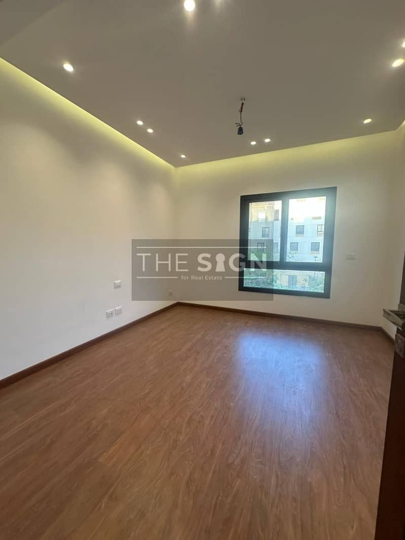 10 WhatsApp Image 2025-12-07 at 14.23. 14. jpeg