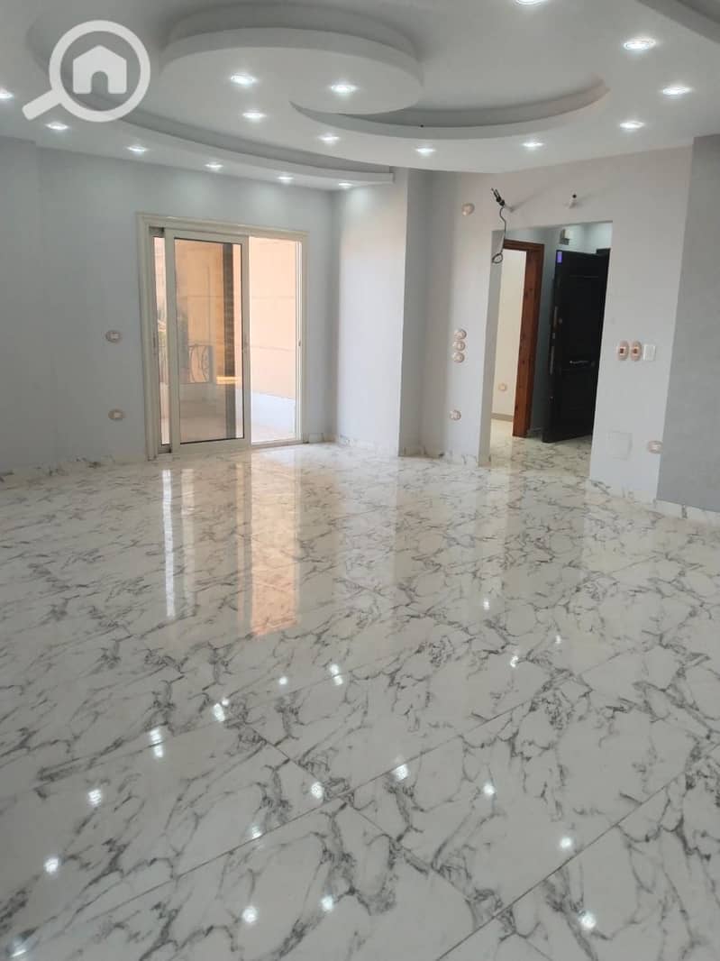 8 580c37b7-7599-4e32-bf3c-5b7950f27eeb. jpg