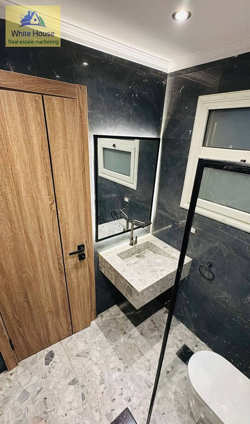 7 WhatsApp Image 2025-12-04 at 1.30. 51 PM. jpeg