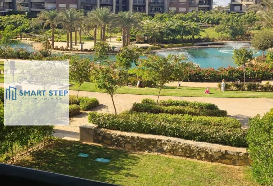 7 8310429-dad74o. jpg