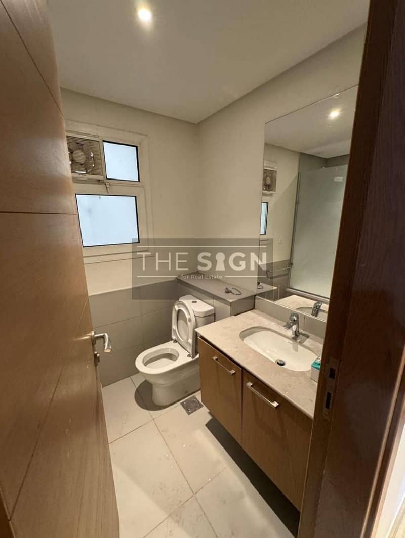 14 WhatsApp Image 2025-12-07 at 14.36. 09 (1). jpeg