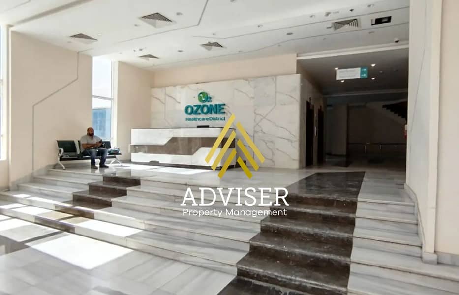 12 8125215-2a7e9o. jpg