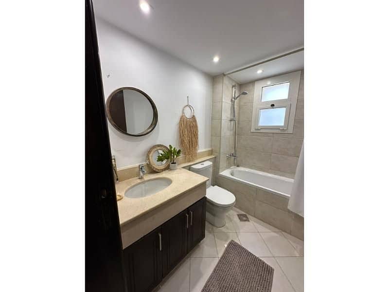 12 1528c21b-4bc8-4351-99d3-d69fc004ef71. jpg