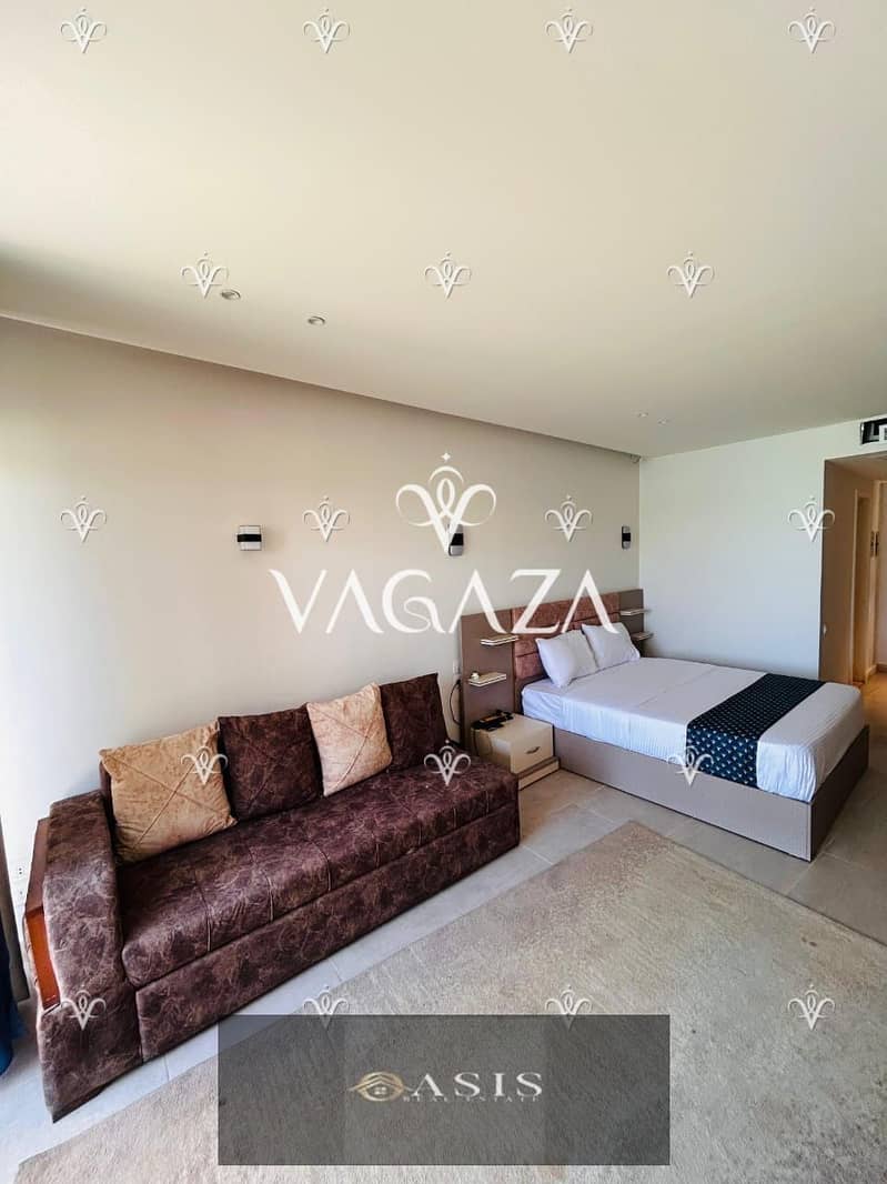 5 8e476649-b49e-40ca-b0a2-7e223484216d. jpg