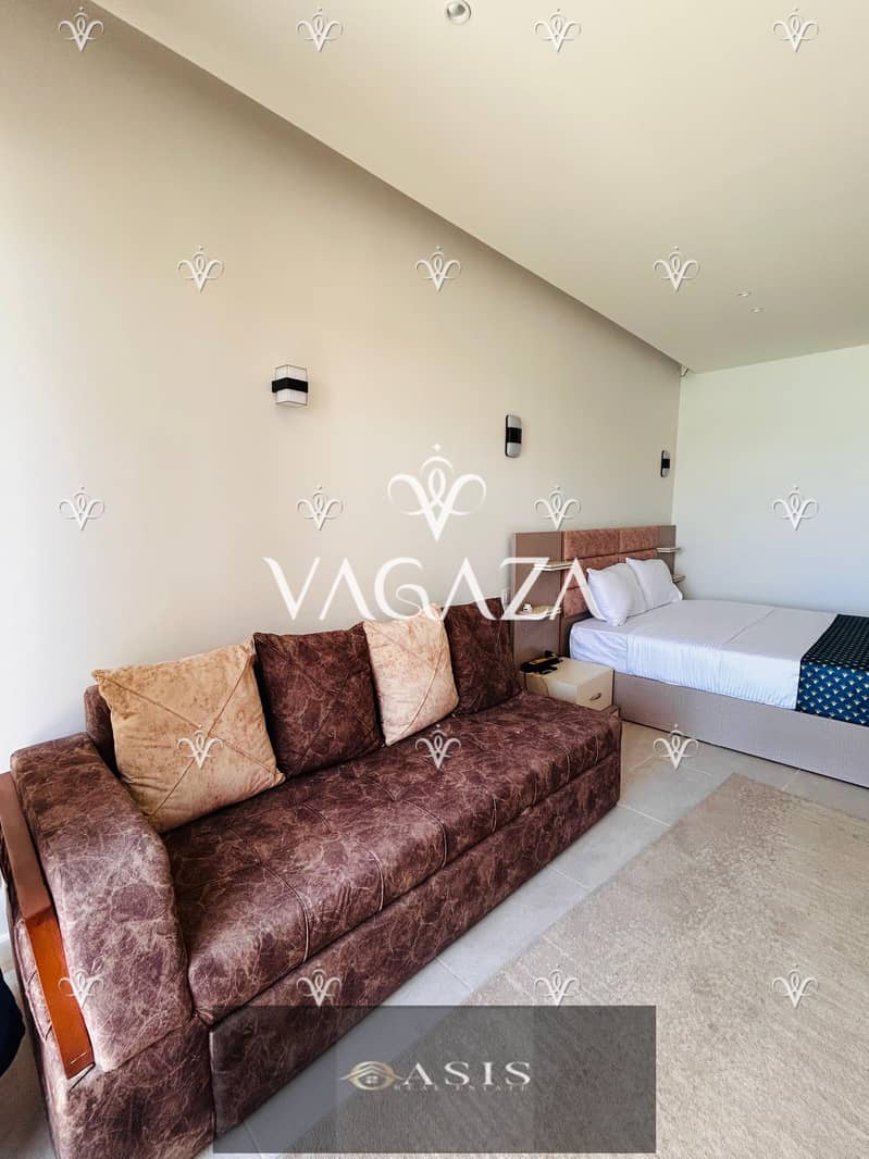 9 ba79312a-b1eb-4f7a-8fd9-0bd419152977. jpg