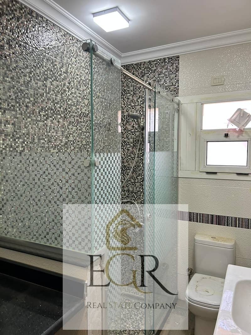 8 8333861c-1e0d-4eec-9525-eed4a1b9d088. jpeg