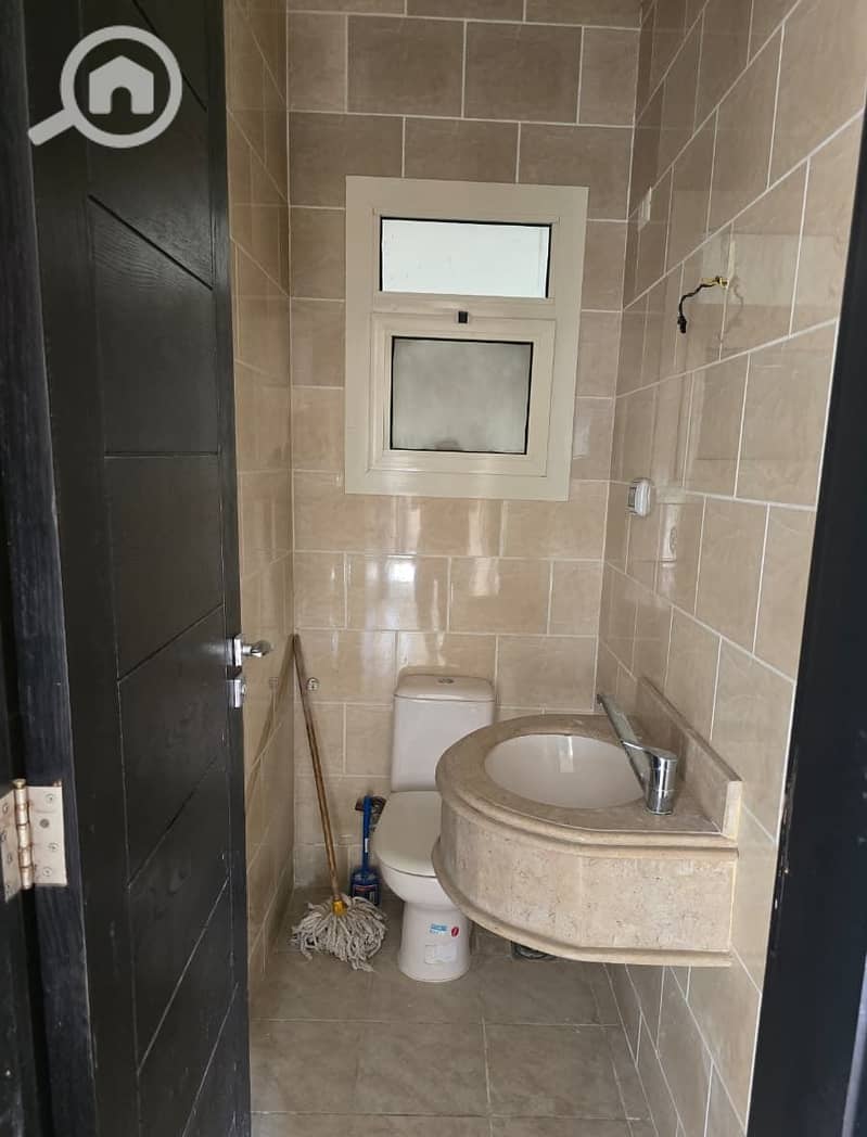 11 WhatsApp Image 2025-09-29 at 17.14. 59_994bdd25. jpg