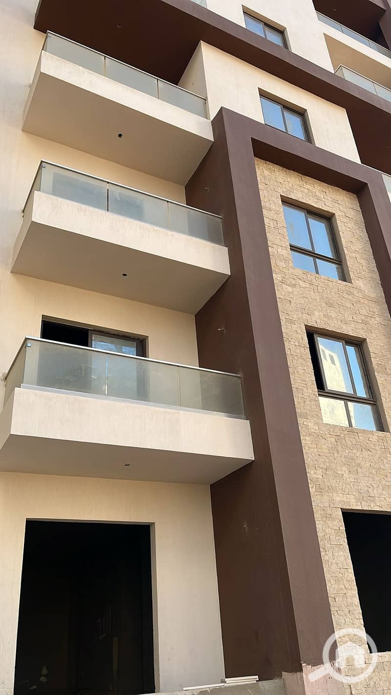 9 WhatsApp Image 2025-12-07 at 1.49. 35 PM (3). jpeg