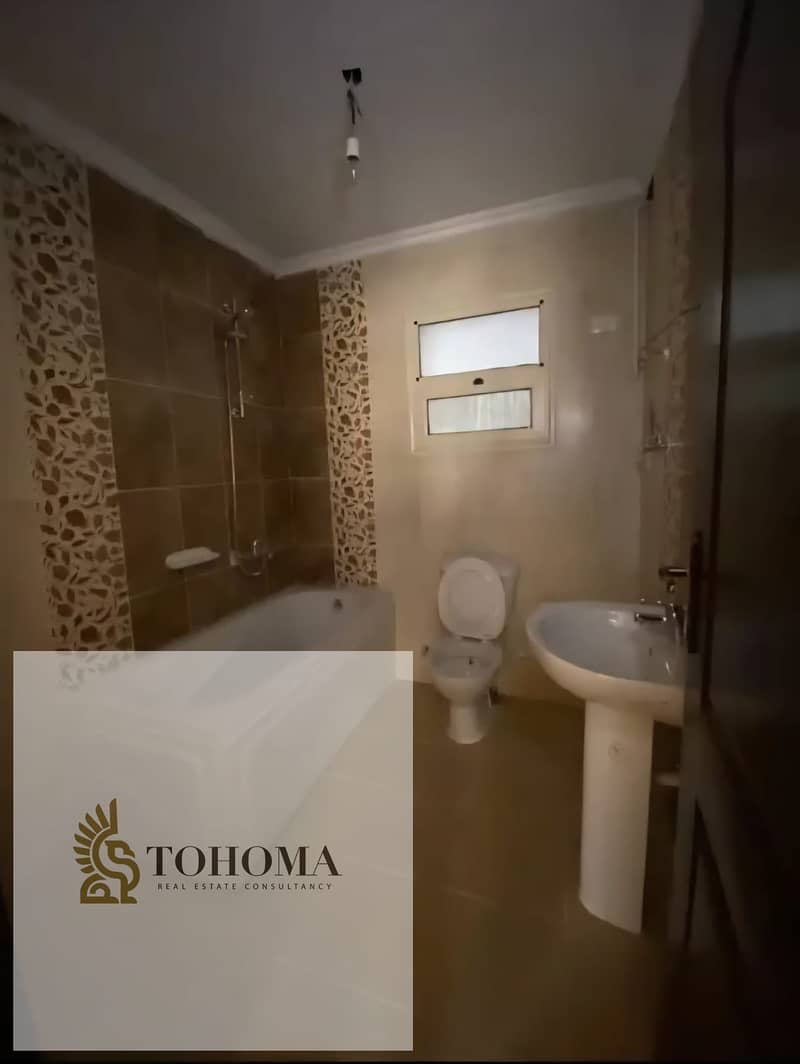 6 a0672427-4e6d-4d22-b64e-a07e1da11c6b. jpg