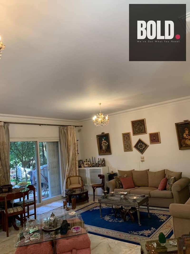 4 e8eba31d-527e-4cf5-b3cc-92048219d5df. jpeg