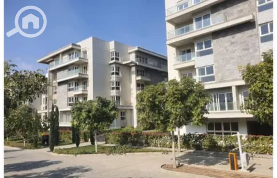 9 8219385-889d3o. jpg