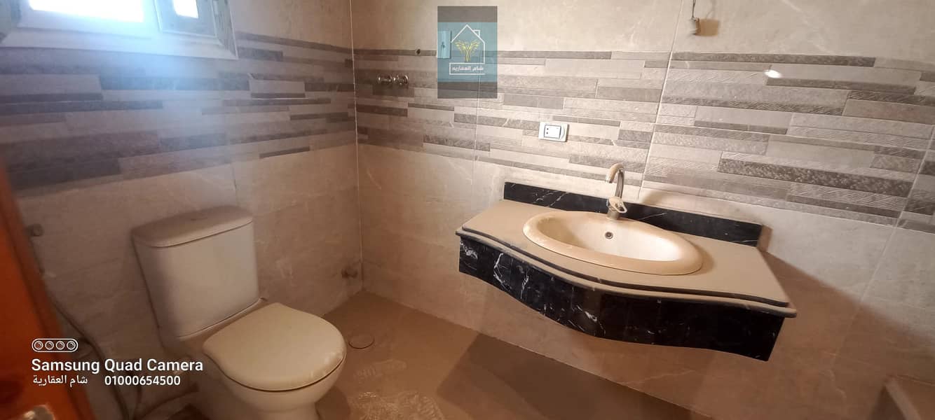 15 FB_IMG_1759609673120. jpg