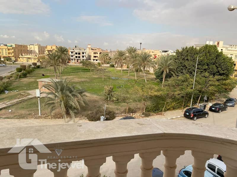 4 4d01ae0b-89b9-4b31-b2ce-e35d9f946e2d. jpg