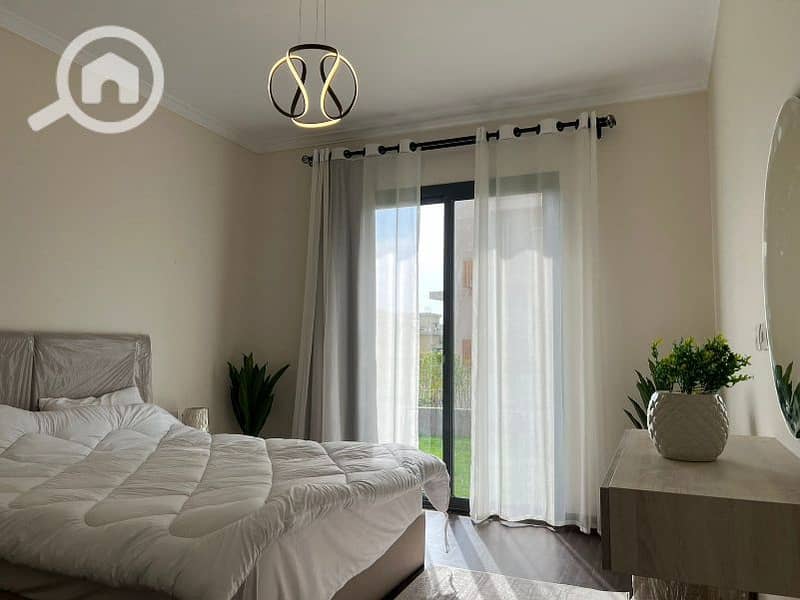 8 169188b9-15cb-4e02-8009-0bcbfe4ff827. jpg