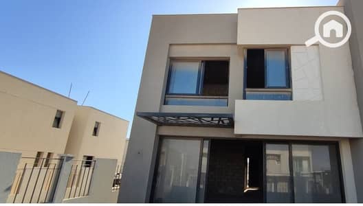 4 Bedroom Townhouse for Sale in 6th of October, Giza - WhatsApp Image 2025-11-06 at 15.33. 31_66293bd3. jpg