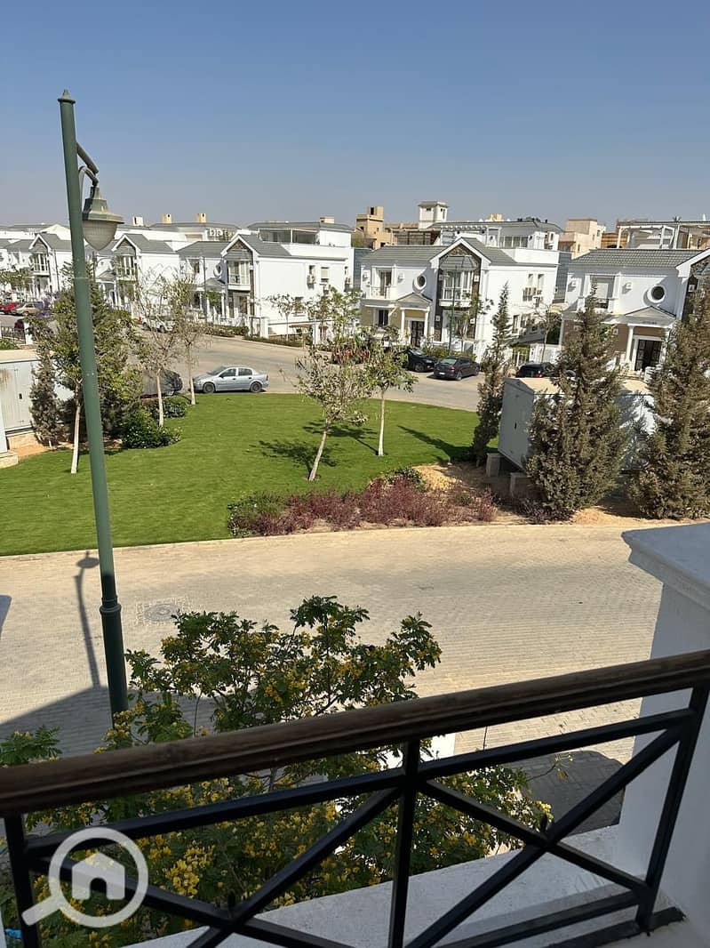 4 WhatsApp Image 2025-12-07 at 1.09. 23 AM (1). jpeg