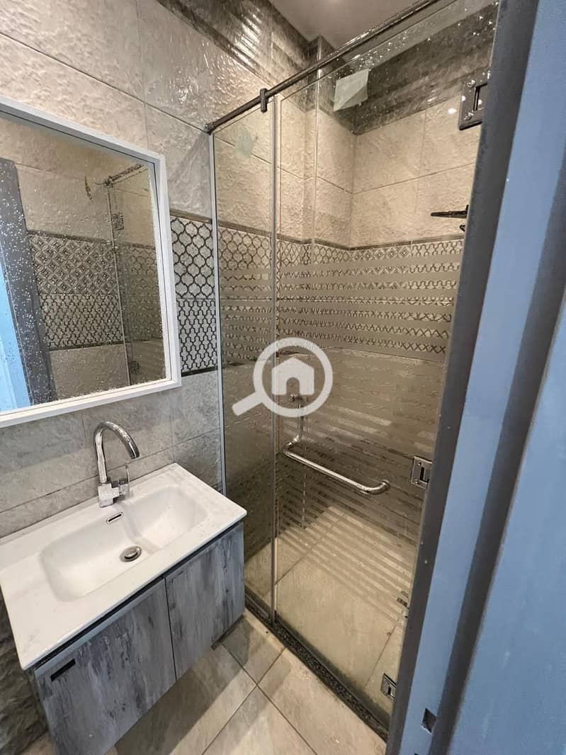 8 WhatsApp Image 2025-12-07 at 1.23. 25 PM (1). jpeg