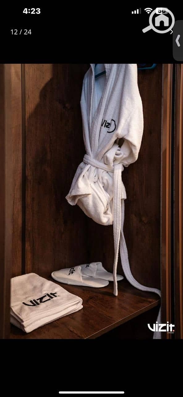 3 9046e03b-b5fb-4b44-845b-98c2e4171de7. jpeg