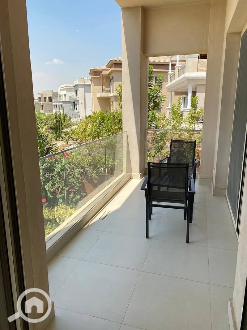 8 5dc774c5-a86c-41ba-8065-21a7d4966b5d. jpg