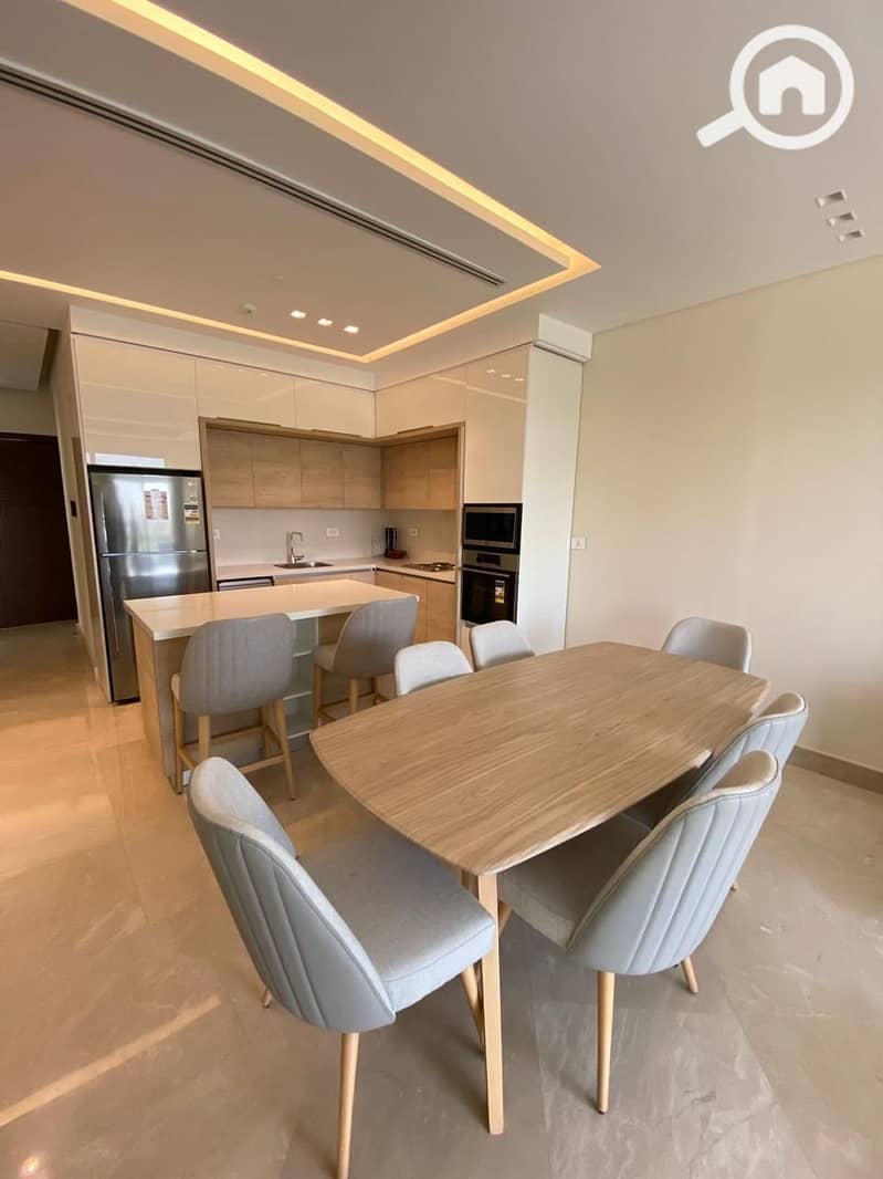 14 aecdb1ab-6495-4f05-a3b0-4d911d8e2b0b. jpg