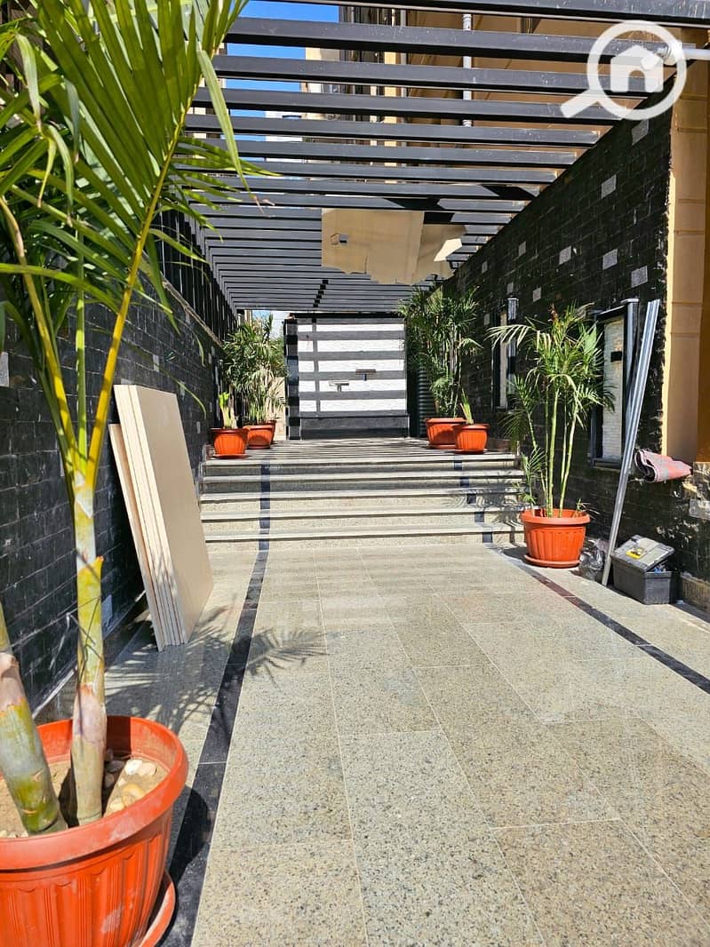 2 WhatsApp Image 2025-12-07 at 2.54. 15 PM (1). jpeg