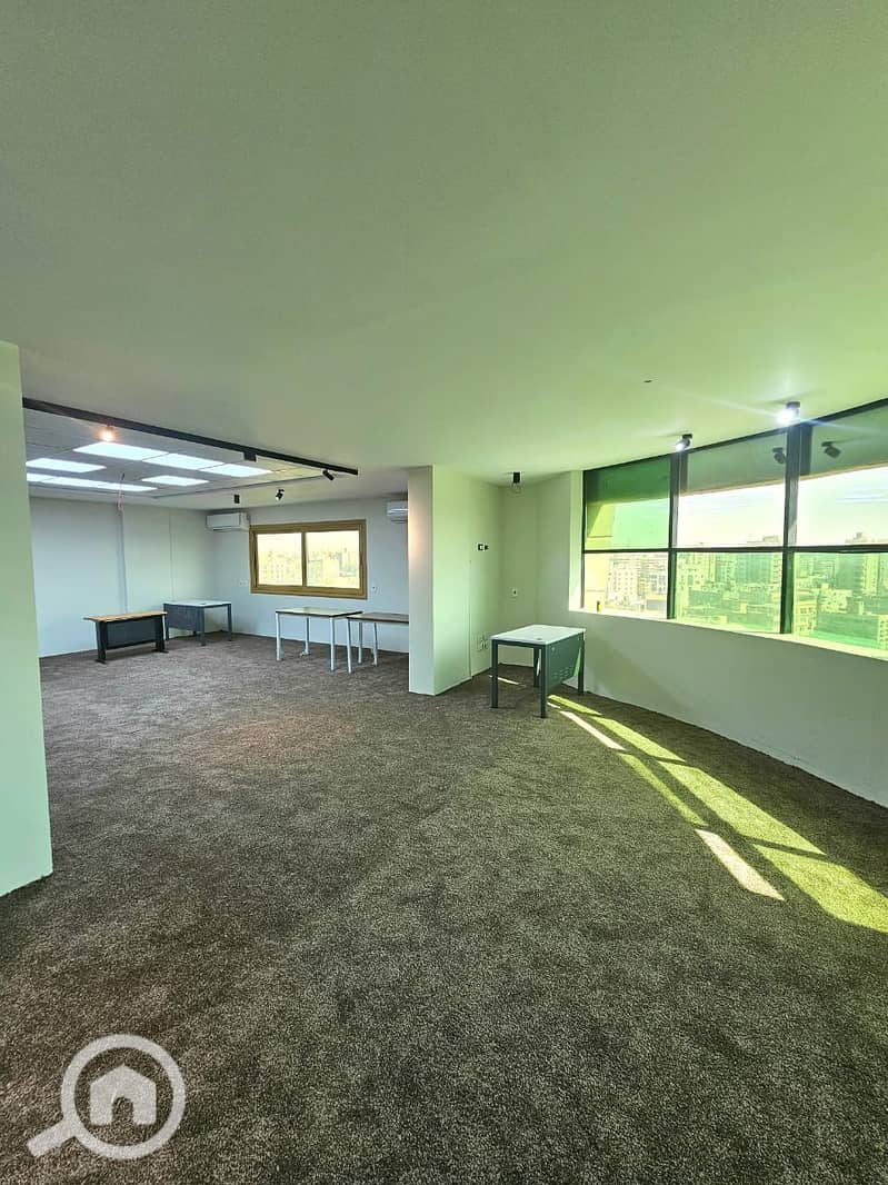 22 WhatsApp Image 2025-12-07 at 2.55. 13 PM. jpeg