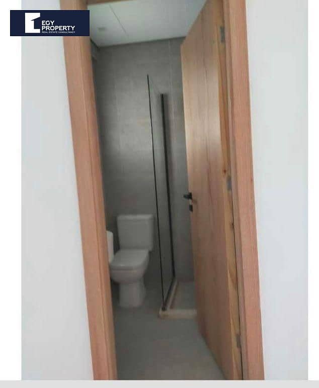 10 _files_WhatsApp Image 2025-10-21 at 12.19. 55 (2). jpeg