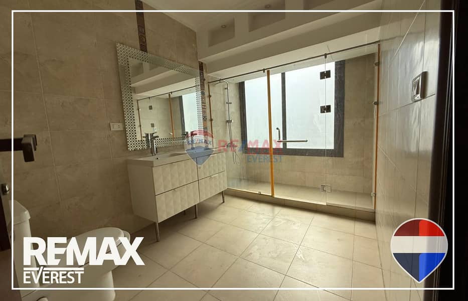 4 WhatsApp Image 2025-12-07 at 1.04. 12 PM (1). jpeg