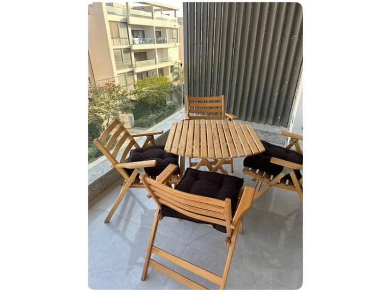 2 ea4126b2-abc9-468a-9887-7eb6d5f449c4. jpg